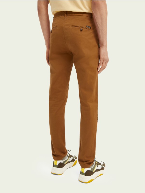 Scotch-and-Soda-chinos2-002